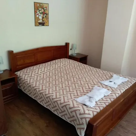 Семеен Хотел Триибрия Resort Trigrad